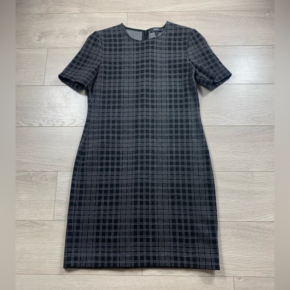 Theory Rijik Structured Knit Pattern Shift Dress - Picture 3 of 11